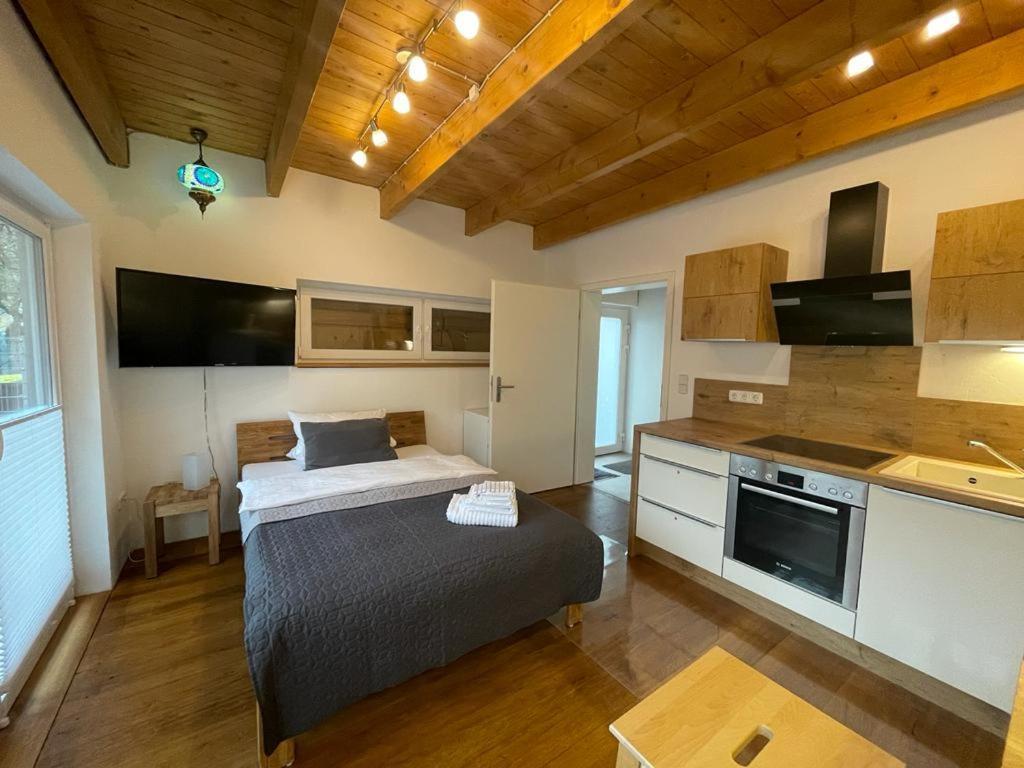Ferienwohnung Im Stadtzentrum Von Bernau - Komfortable Wohnung Mit 2 Zimmern, Bad, Spuelmaschine, Waschmaschine, Komplette Kueche, Wlan, Terrasse, Ruhige Lage Бернау бай Берлин Екстериор снимка