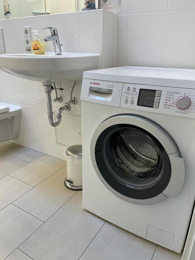 Ferienwohnung Im Stadtzentrum Von Bernau - Komfortable Wohnung Mit 2 Zimmern, Bad, Spuelmaschine, Waschmaschine, Komplette Kueche, Wlan, Terrasse, Ruhige Lage Бернау бай Берлин Екстериор снимка