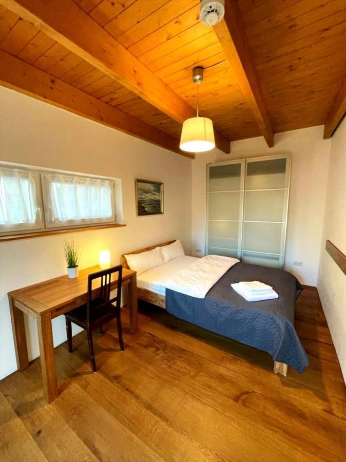 Ferienwohnung Im Stadtzentrum Von Bernau - Komfortable Wohnung Mit 2 Zimmern, Bad, Spuelmaschine, Waschmaschine, Komplette Kueche, Wlan, Terrasse, Ruhige Lage Бернау бай Берлин Екстериор снимка