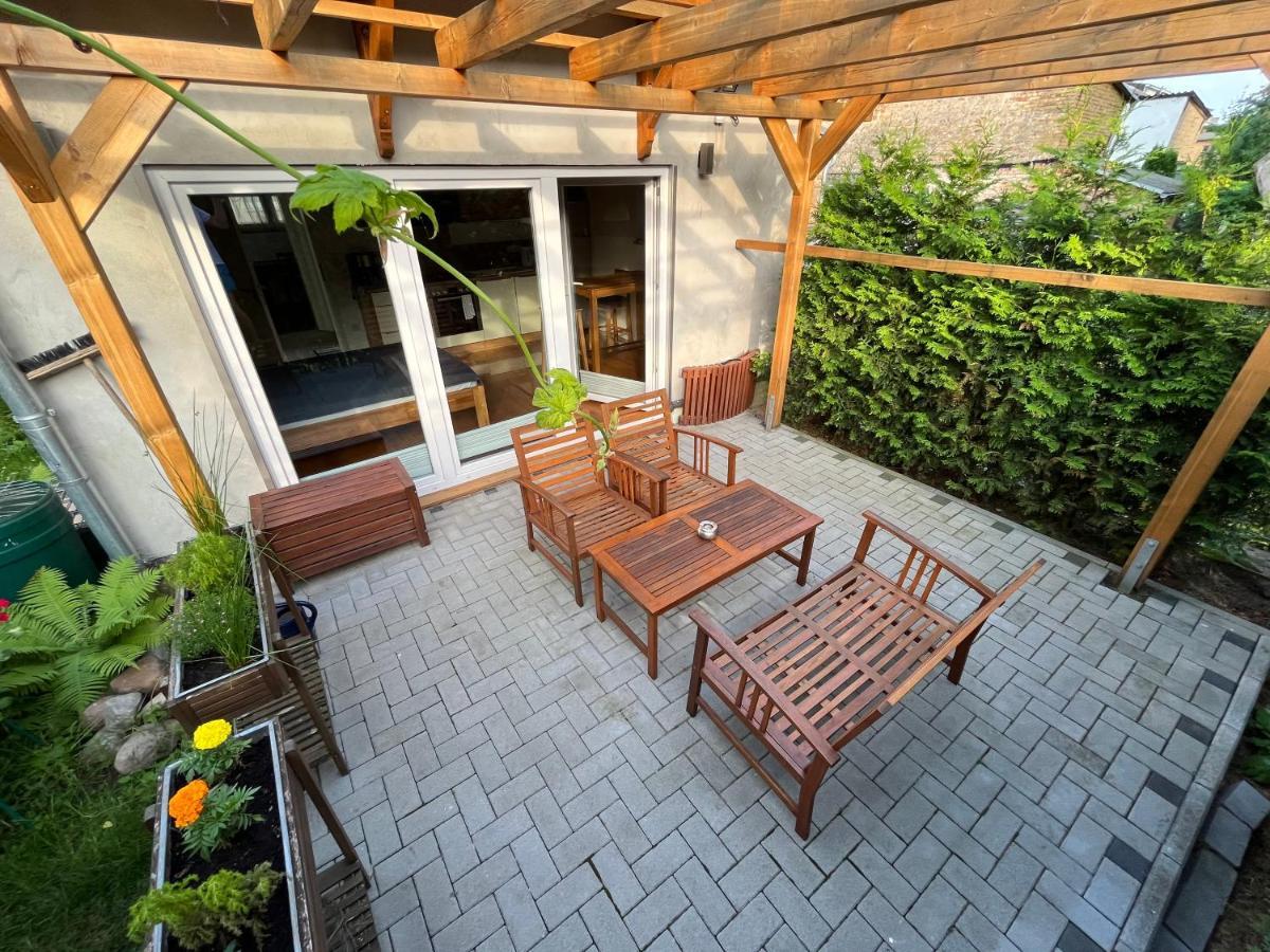 Ferienwohnung Im Stadtzentrum Von Bernau - Komfortable Wohnung Mit 2 Zimmern, Bad, Spuelmaschine, Waschmaschine, Komplette Kueche, Wlan, Terrasse, Ruhige Lage Бернау бай Берлин Екстериор снимка